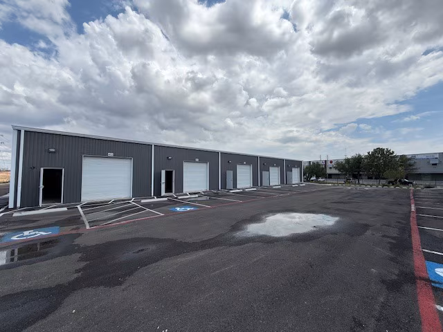 Brooks Business Park 9326 SE Loop 410 San Antonio TX — flex warehouse complex owned by DJE Texas Management Group Brooks Business Park 9326 SE Loop 410 San Antonio TX — flex warehouse complex owned by DJE Texas Management Group