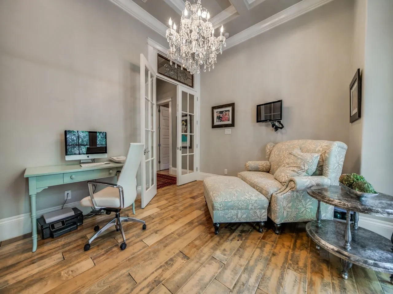 Personal residence interior — Rear exterior with pool & outdoor entertaining area San Antonio luxury residence interior — Rear exterior with pool & outdoor entertaining area