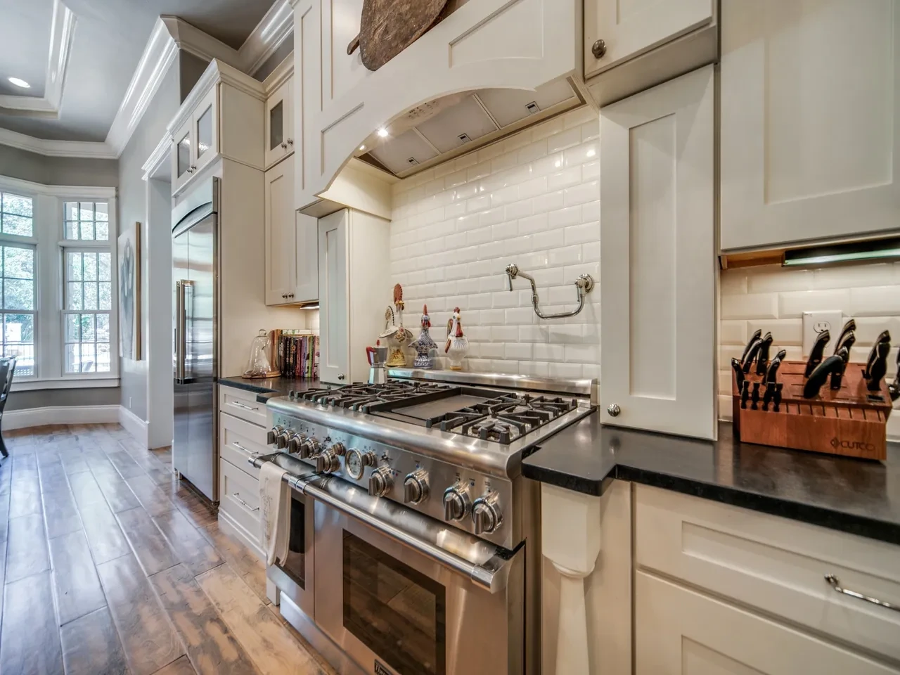 Personal residence interior — Kitchen — premium appliances & cabinetry San Antonio luxury residence interior — Kitchen — premium appliances & cabinetry