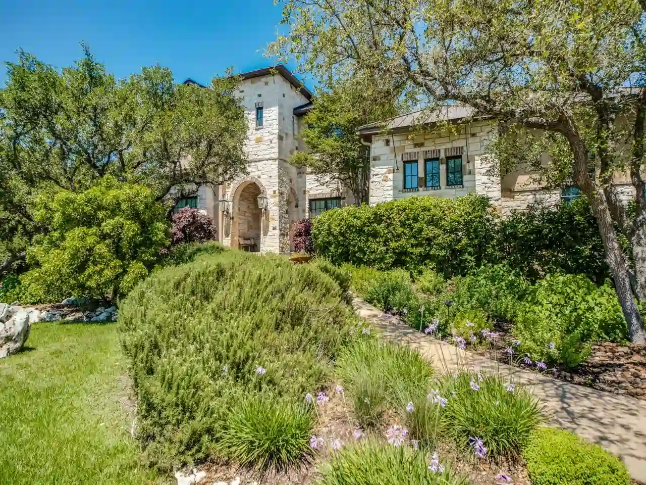 Personal residence interior — Front exterior — luxury San Antonio home San Antonio luxury residence interior — Front exterior — luxury San Antonio home